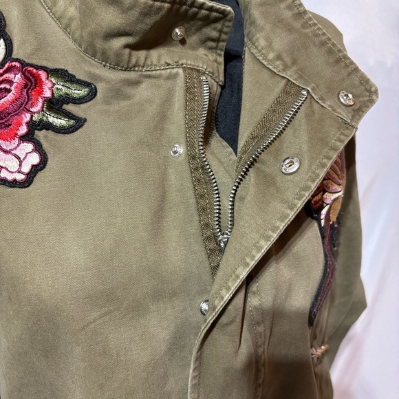H&M Women's Olive Embroidered Patch Utility Jacket Size M - Picture 10 of 15